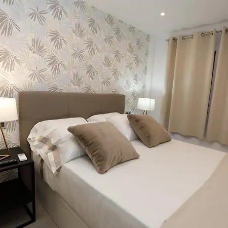 Patricia's, Lovely In Apartment